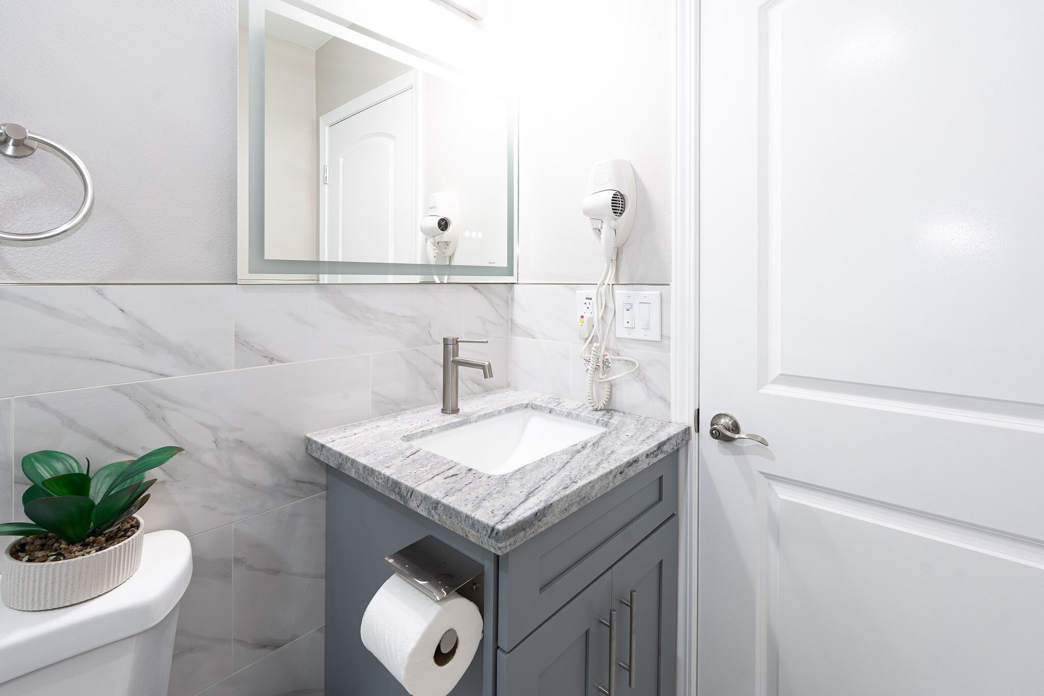 Building Photo - 2719 Mar Les Ln