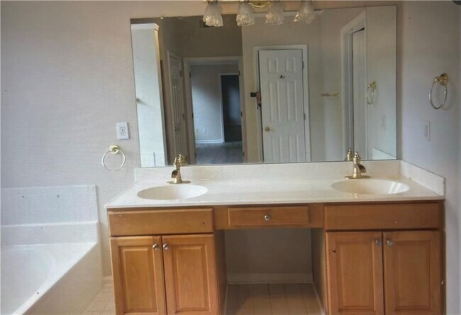 Building Photo - 3030 Winston Terrace Ct