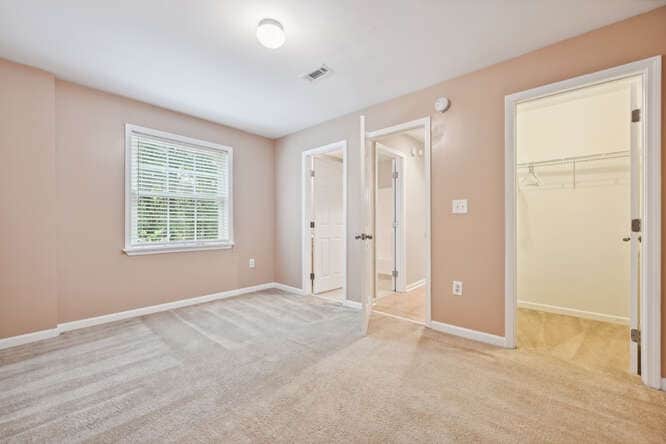 Building Photo - 3580 Morinda Dr