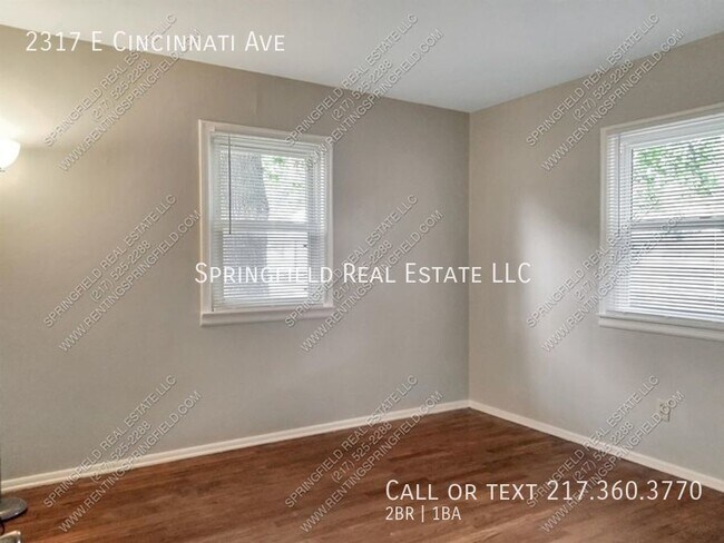 Building Photo - 2317 Cincinnati Ave