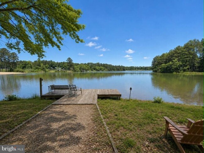 Building Photo - 970 Lake Heritage Dr