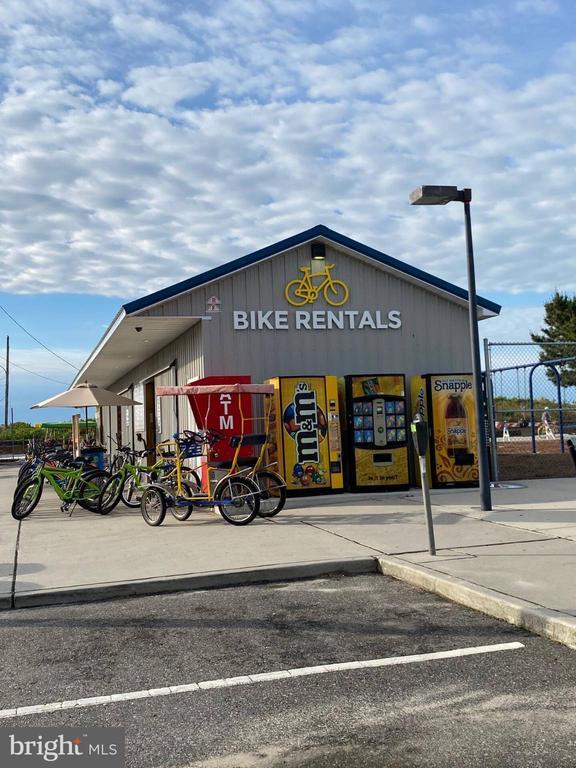 Building Photo - 5708 Park Blvd