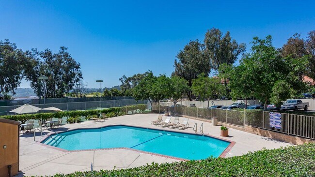 Building Photo - Cute Condo at Mission Trails Villas!