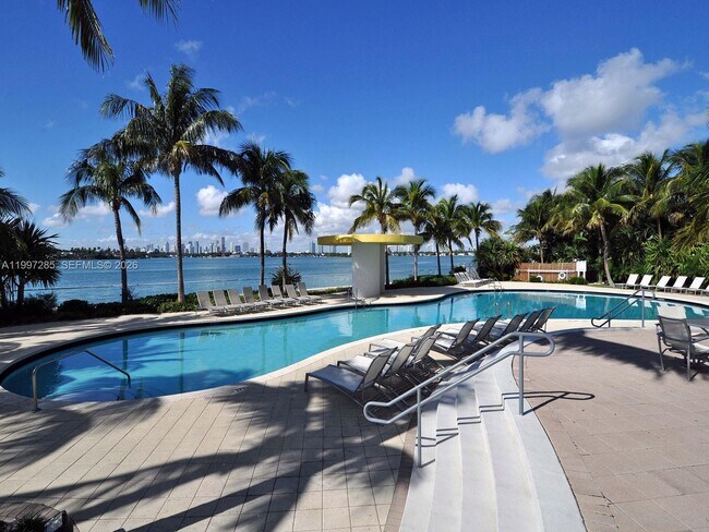 Building Photo - 1330 West Ave