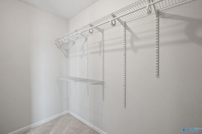 Building Photo - 1712 Ward Ave NE