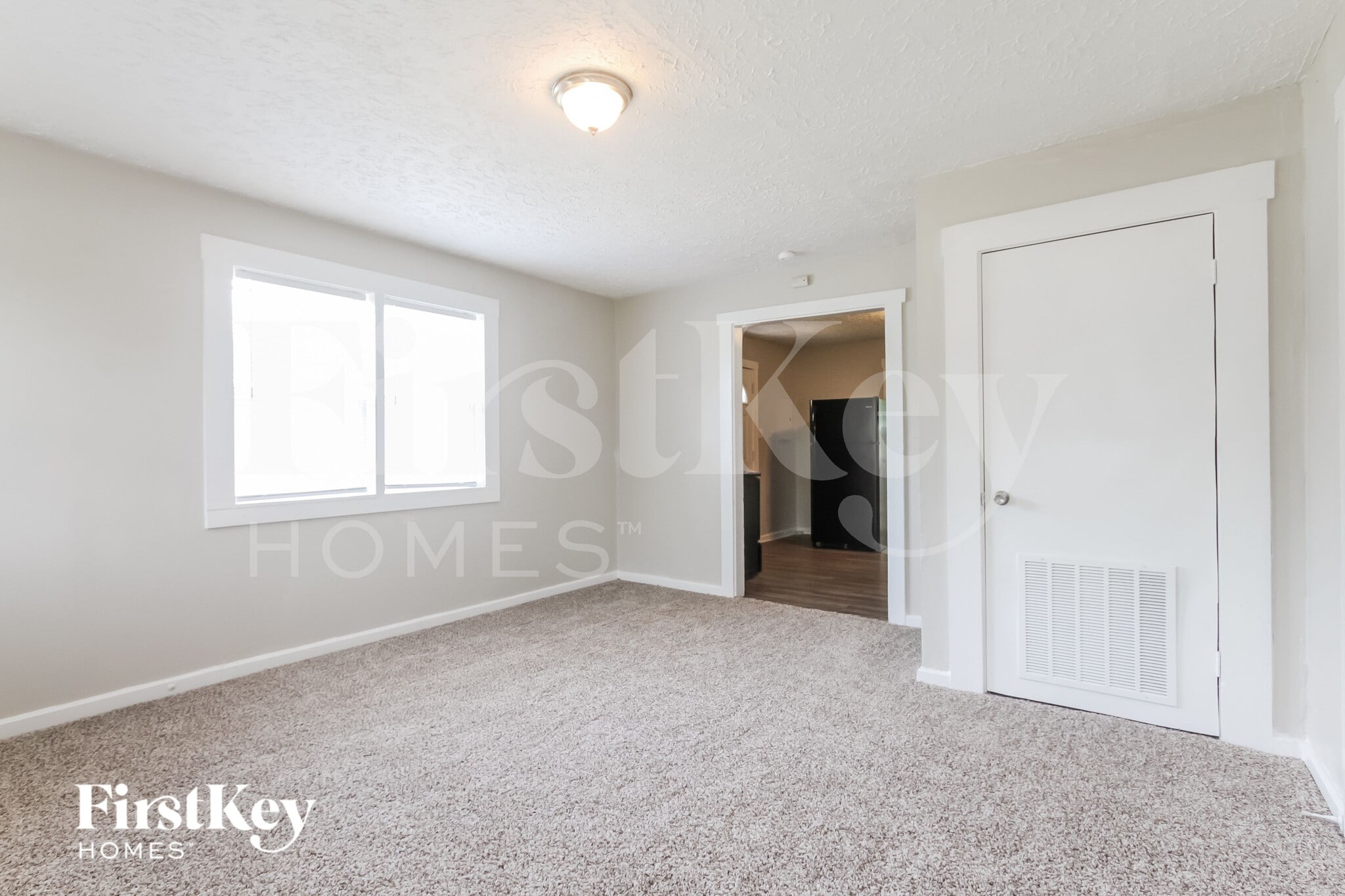 Building Photo - 2752 S Rybolt Ave