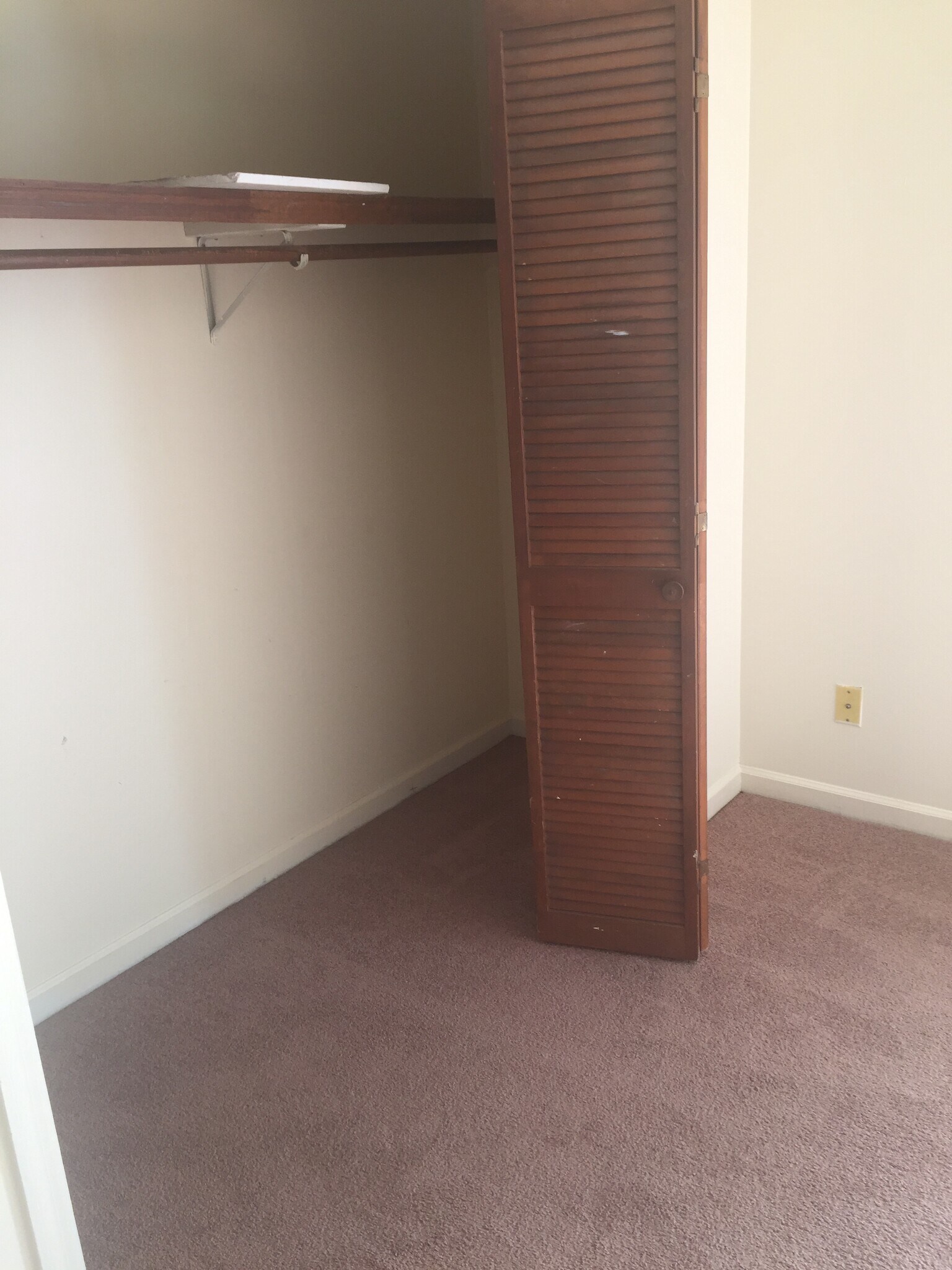 Building Photo - 5733 Aftonshire Dr