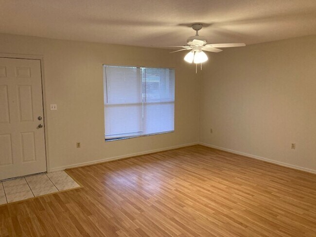 Building Photo - 6170 W Pinedale Cir