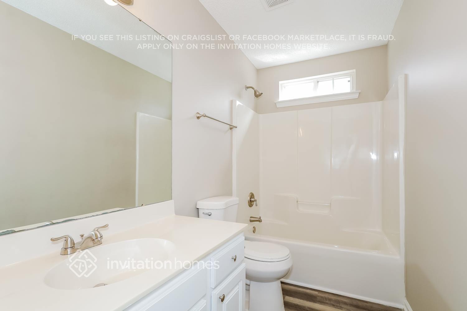 Building Photo - 3032 Hawick Commons Dr