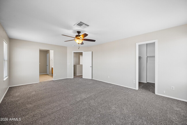 Building Photo - 210 E Jasper Ct