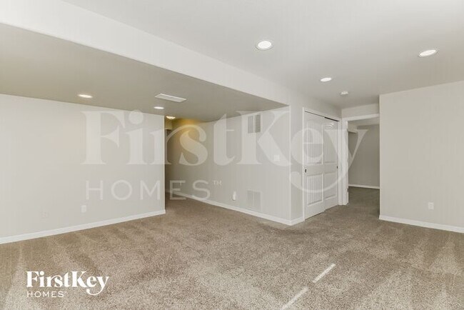 Building Photo - 6195 Wild Turkey Dr