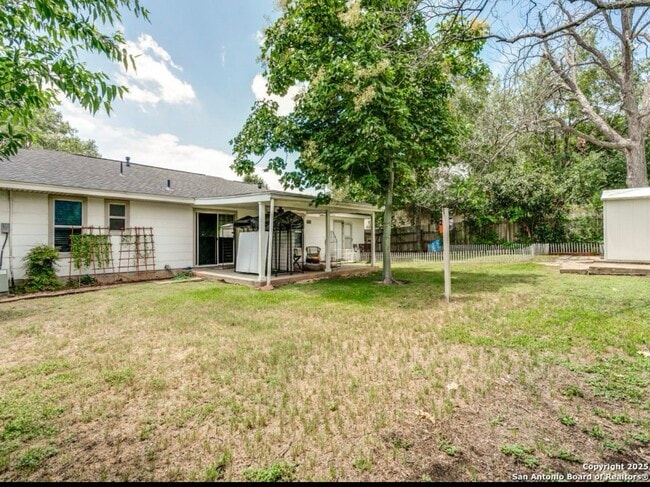 Building Photo - 5019 Northfield Dr