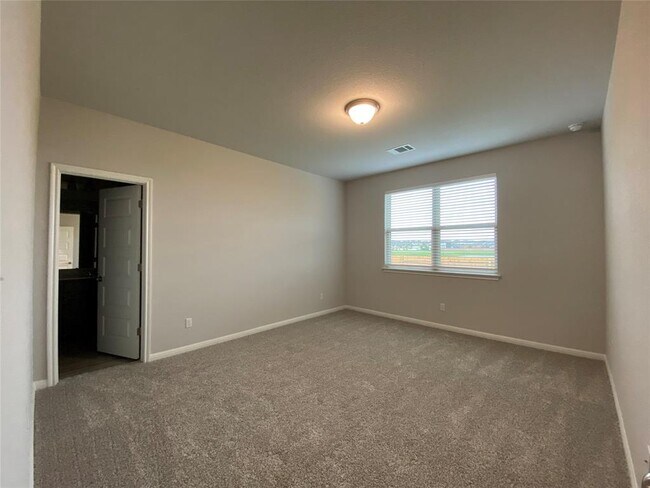 Building Photo - 1513 Whippletree Trl