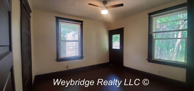 Building Photo - 3118 Durrell Ave