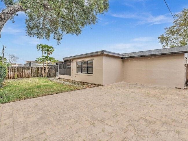 Building Photo - 10691 NW 28th St