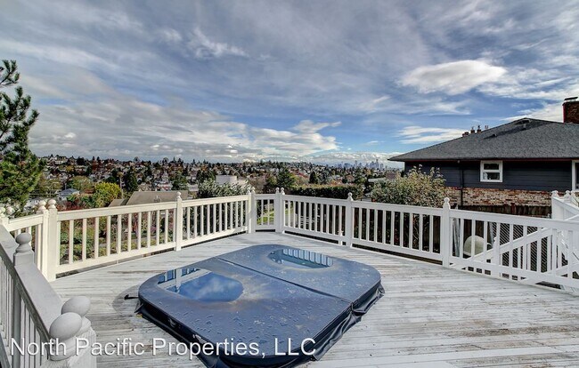 Building Photo - 3 br, 3 bath House - 2524 Montavista Place...