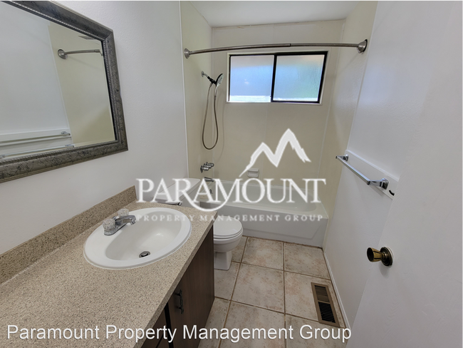 Building Photo - 3 br, 1.5 bath House - 1452 SE Bethel Vall...