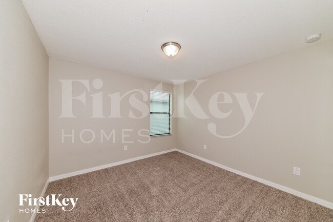 Building Photo - 12714 Hampton Hill Dr