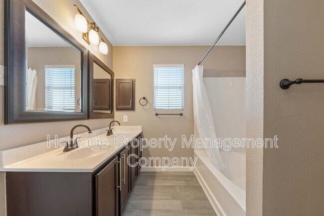 Building Photo - 219 Coriander Bend