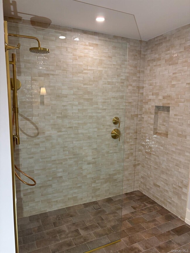 Building Photo - 25 S Riverside Ave