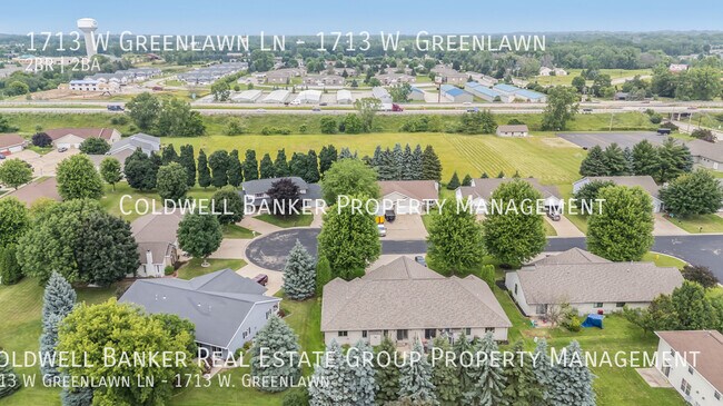 Building Photo - 1713 W Greenlawn Ln