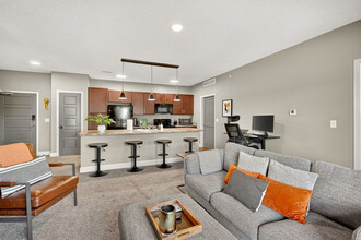 Building Photo - 8350 Cascade Ave