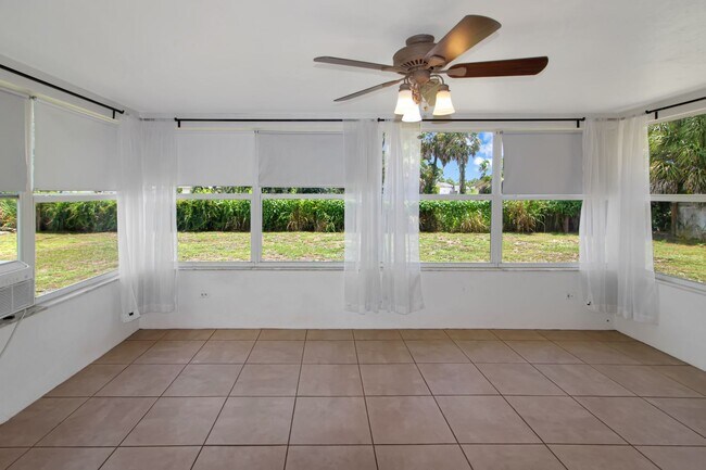 Building Photo - East Gate Annual Home for Rent