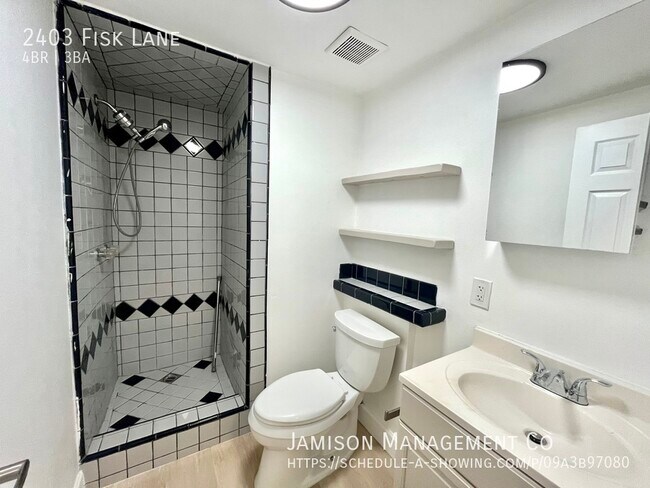Building Photo - 2403 Fisk Ln