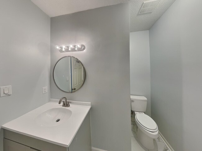 Building Photo - 6758 Whitten Pine Dr