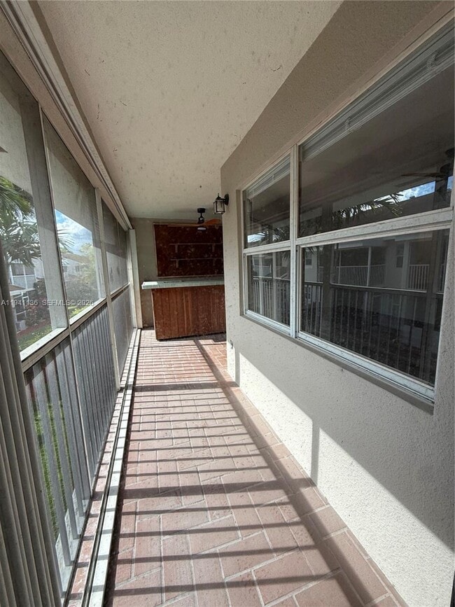 Building Photo - 2634 SE 21st Ct