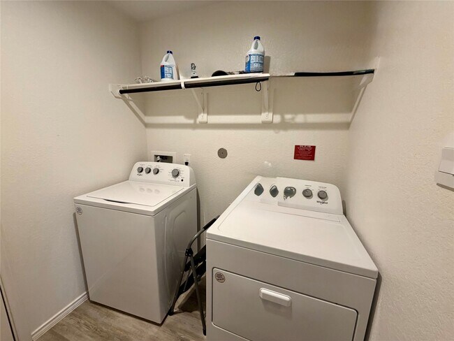 Building Photo - 31119 Brightwell Bnd