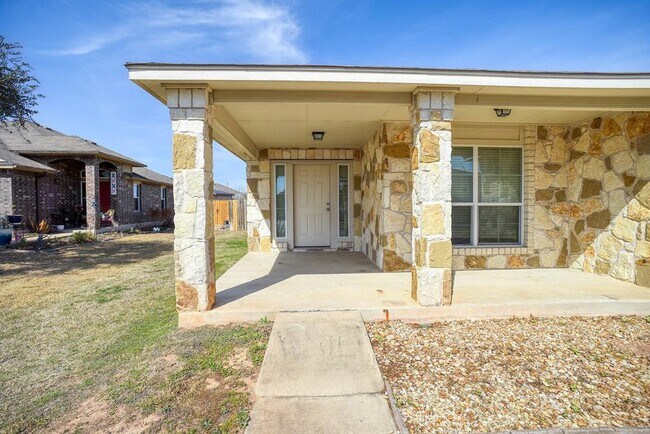 Building Photo - 319 Wildcat Dr