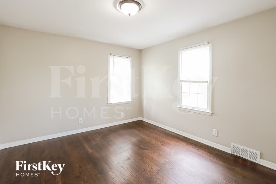 Building Photo - 8712 Marty Ln