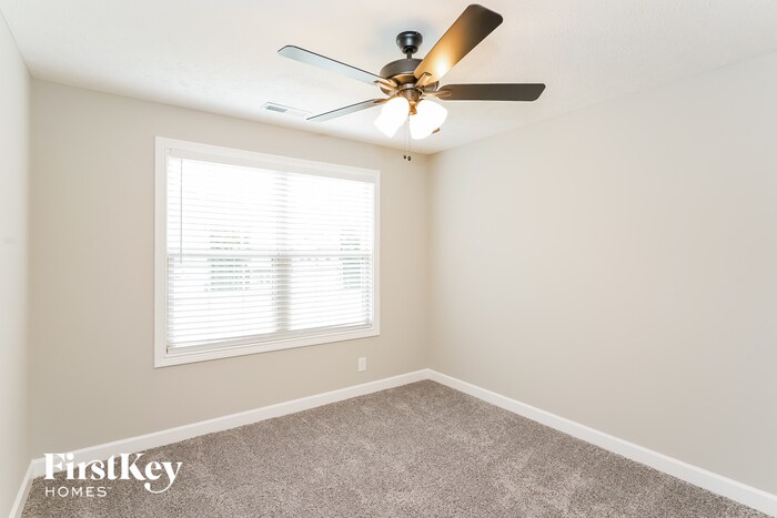 Building Photo - 1053 Brightwood Ct