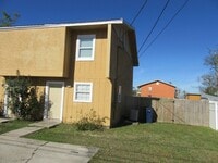 Building Photo - 1013 Spring Ave