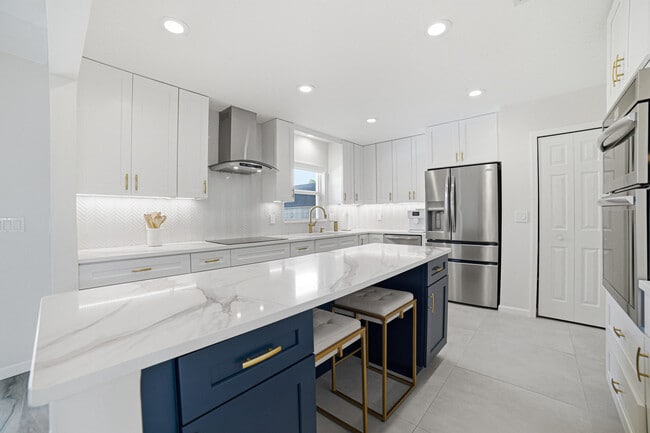 Building Photo - 2281 SE 11th St