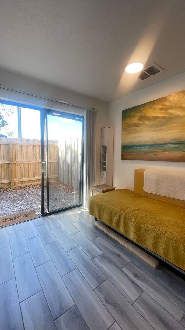 Building Photo - 1718 Silver Creek Ct