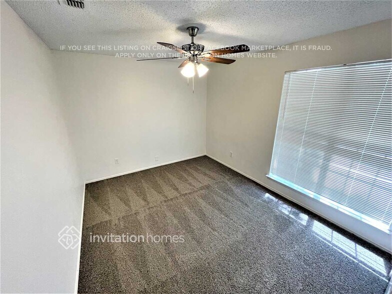 Building Photo - 837 Twin Creek Dr