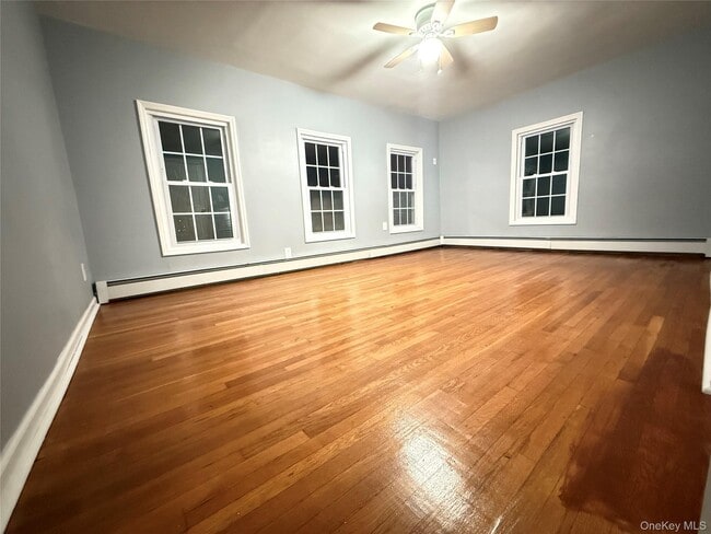 Building Photo - 9 Arlington Pl