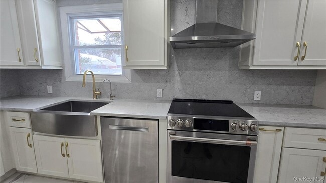 Building Photo - 80-06 209th St