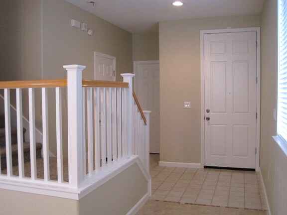 Building Photo - 111 Chimney Rock Ct