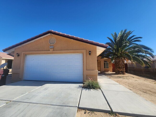 Building Photo - ***$100 off 1st Month Rent*** 3 BEDROOM 2 ...