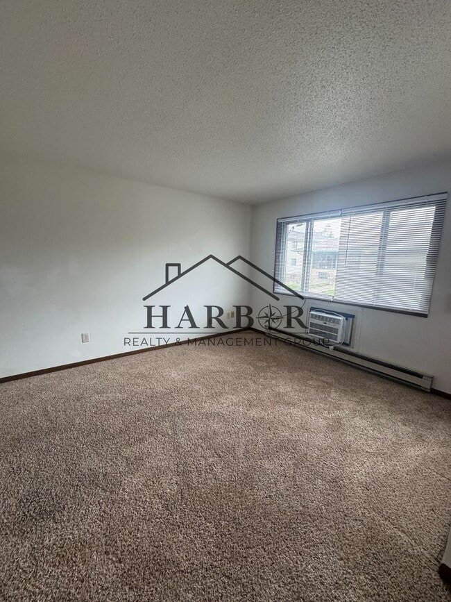 Building Photo - 1 Bedroom 1 Bath - New Avon - SPECIAL: App...