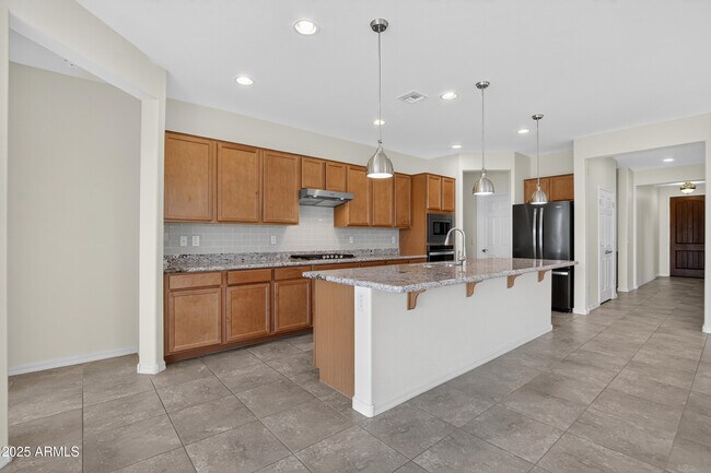 Building Photo - 17763 W Granite View Dr