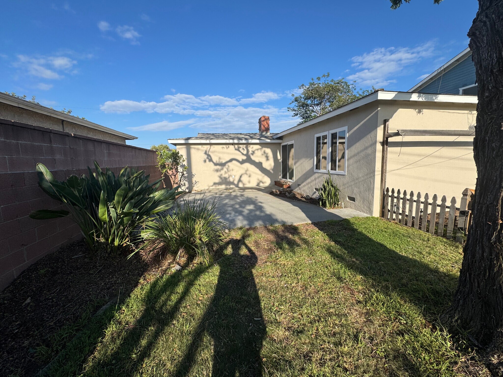 Building Photo - 22409 Evalyn Ave