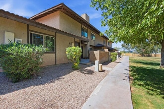 Building Photo - 1814 W Village Way