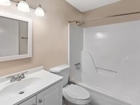 Building Photo - 1121 Brookstone Rd