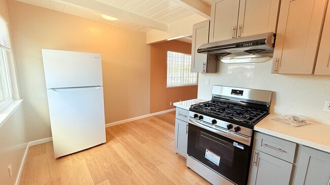 Building Photo - 4100-4106 S 41st Street