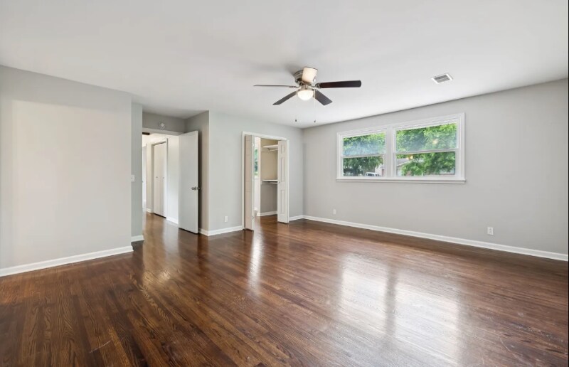 Building Photo - 6528 Premier Dr