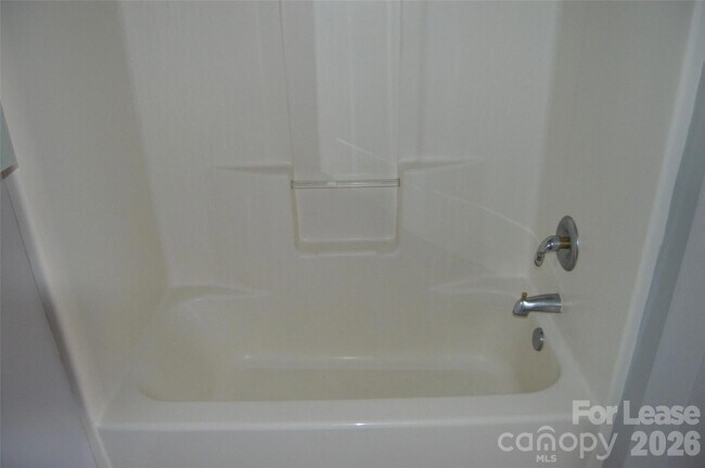 Building Photo - 110 Steam Engine Dr